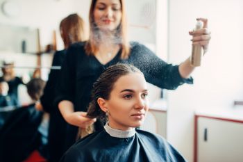 photo salon de coiffeur 4 aout